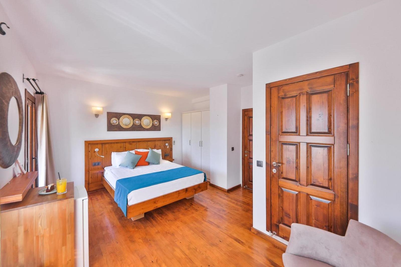 Old Town Hotel Калкан Екстериор снимка